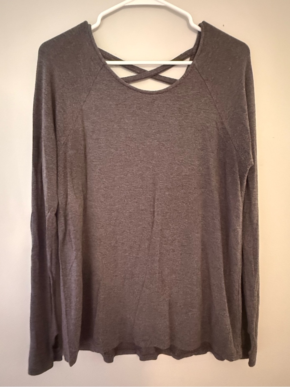 Market & Spruce Women’s Medium Charcoal Crisscross Cut-Out Back Long Sleeve Top